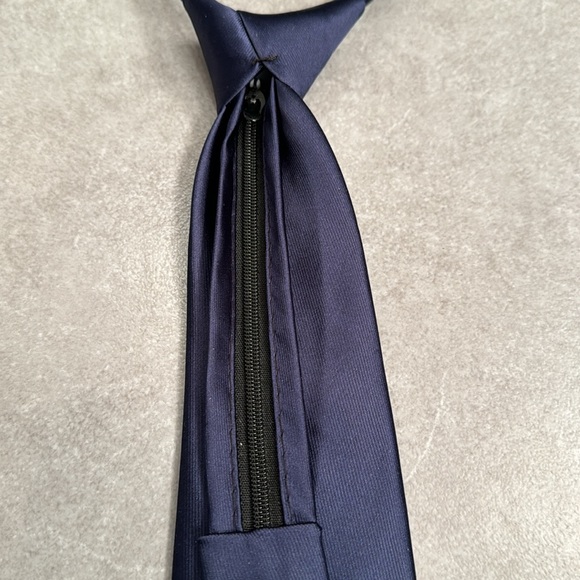 💜3/$15 Zipper Tie Blue - Picture 5 of 8